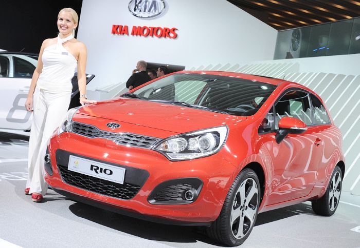 Και 3θυρο το νέο Kia Rio